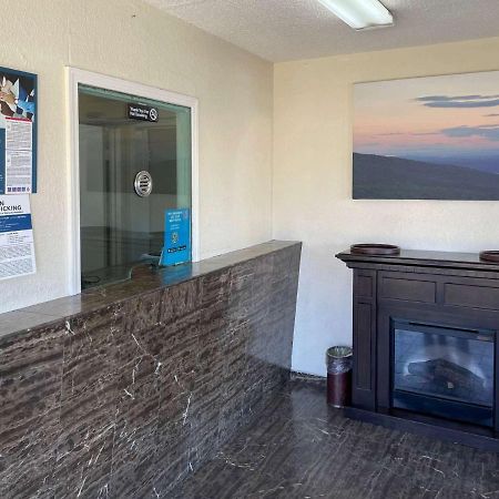 Motel 6 Richmond Ca Civic Center Экстерьер фото
