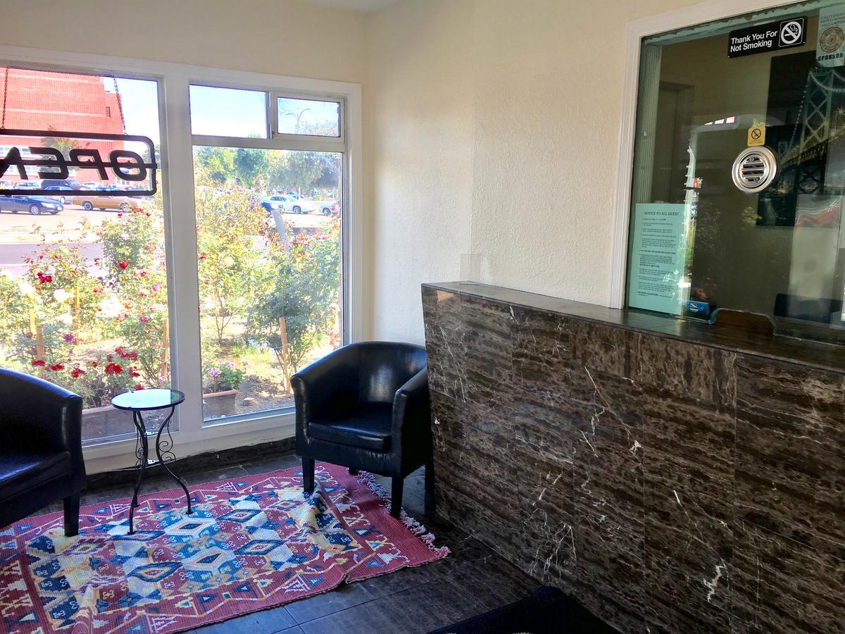 Motel 6 Richmond Ca Civic Center Экстерьер фото